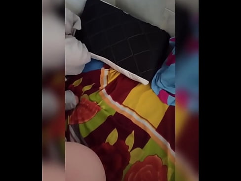 ❤️ 我的室友因为丈夫去度假而独自呆在家里，我趁机操她，用牛奶填满她的屁股 ❤❌ Porno﹏﹏